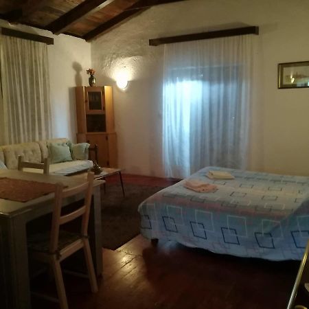 Agroturizam Toni Apartment Motovun Exterior foto