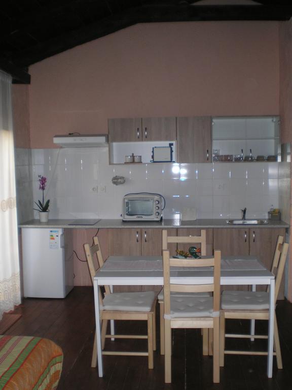 Agroturizam Toni Apartment Motovun Exterior foto